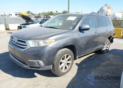 2011 Toyota Highlander Se V6 из США, поврежденный, VIN 5TDBK3EH0BS066826